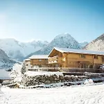 Uralp Royal By Hello Apartment Brand (Vorarlberg)