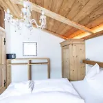 Uralp Royal By Hello