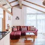 Uralp Royal By Hello