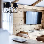Uralp Royal By Hello Apartment Brand (Vorarlberg)