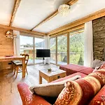 Apartment Uralp Royal By Hello