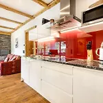 Apartament Uralp Royal By Hello *