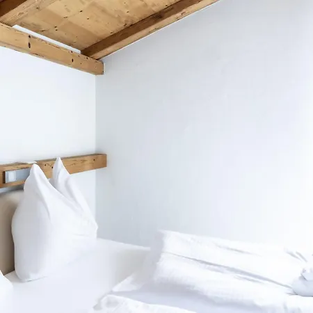 Apartament Uralp Royal Brand (Vorarlberg)